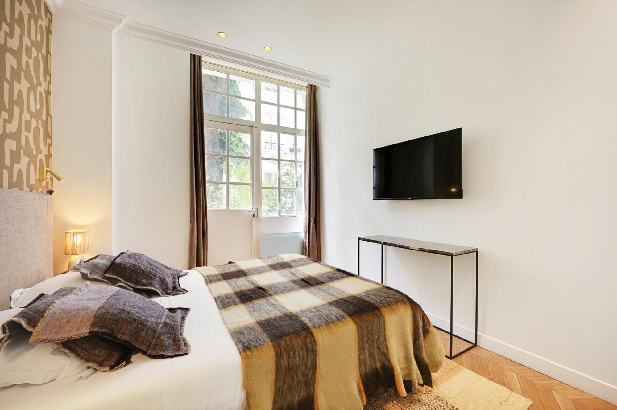 Amazing Appartement - 3Br-10P - Saint Germain Париж Экстерьер фото
